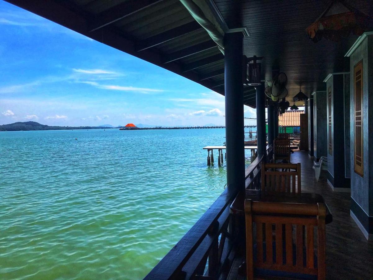 Готель Mangrove House Lanta Old Town Ко-Ланта Екстер'єр фото