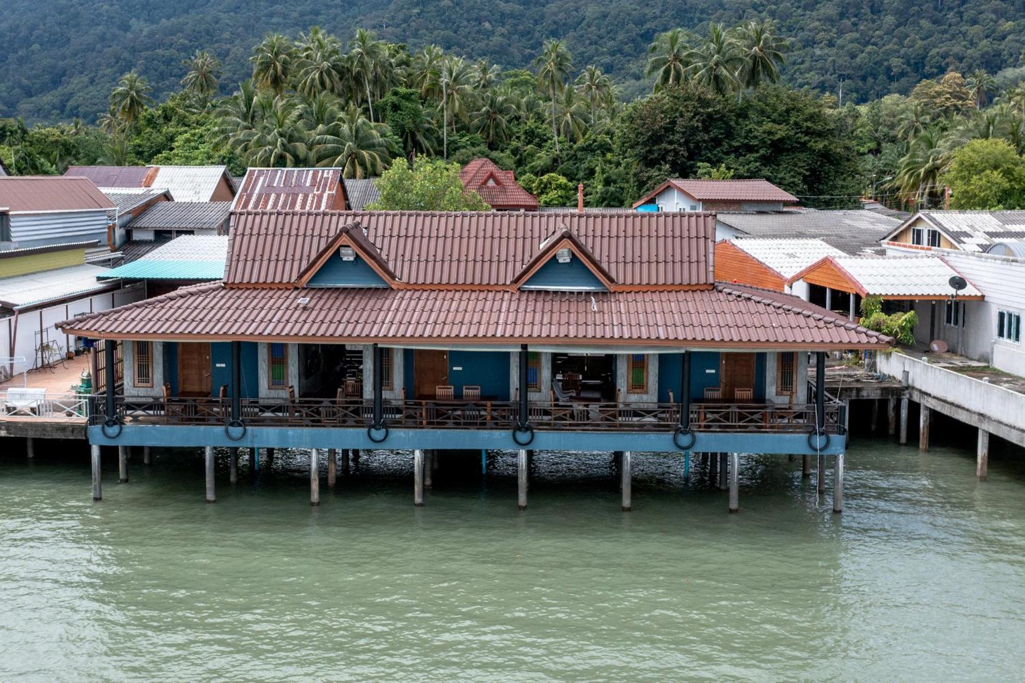 Готель Mangrove House Lanta Old Town Ко-Ланта Екстер'єр фото
